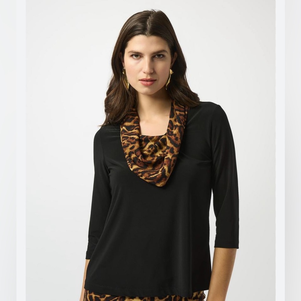 Kim Rogers women’s size‎ large Black Top with Leopard Print Scarf